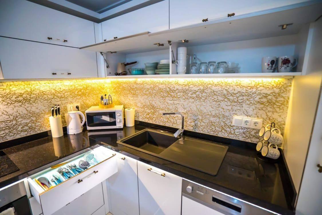 Besthome20 Apartments Аланя Екстериор снимка